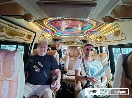 TAXI van services