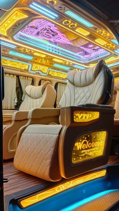 Luxury van hire with driver Bangkok and Ayutthaya