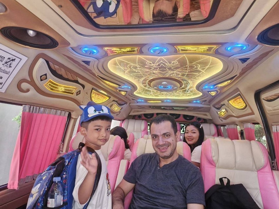 Vip van service travel to kanchanaburi from HuaHin